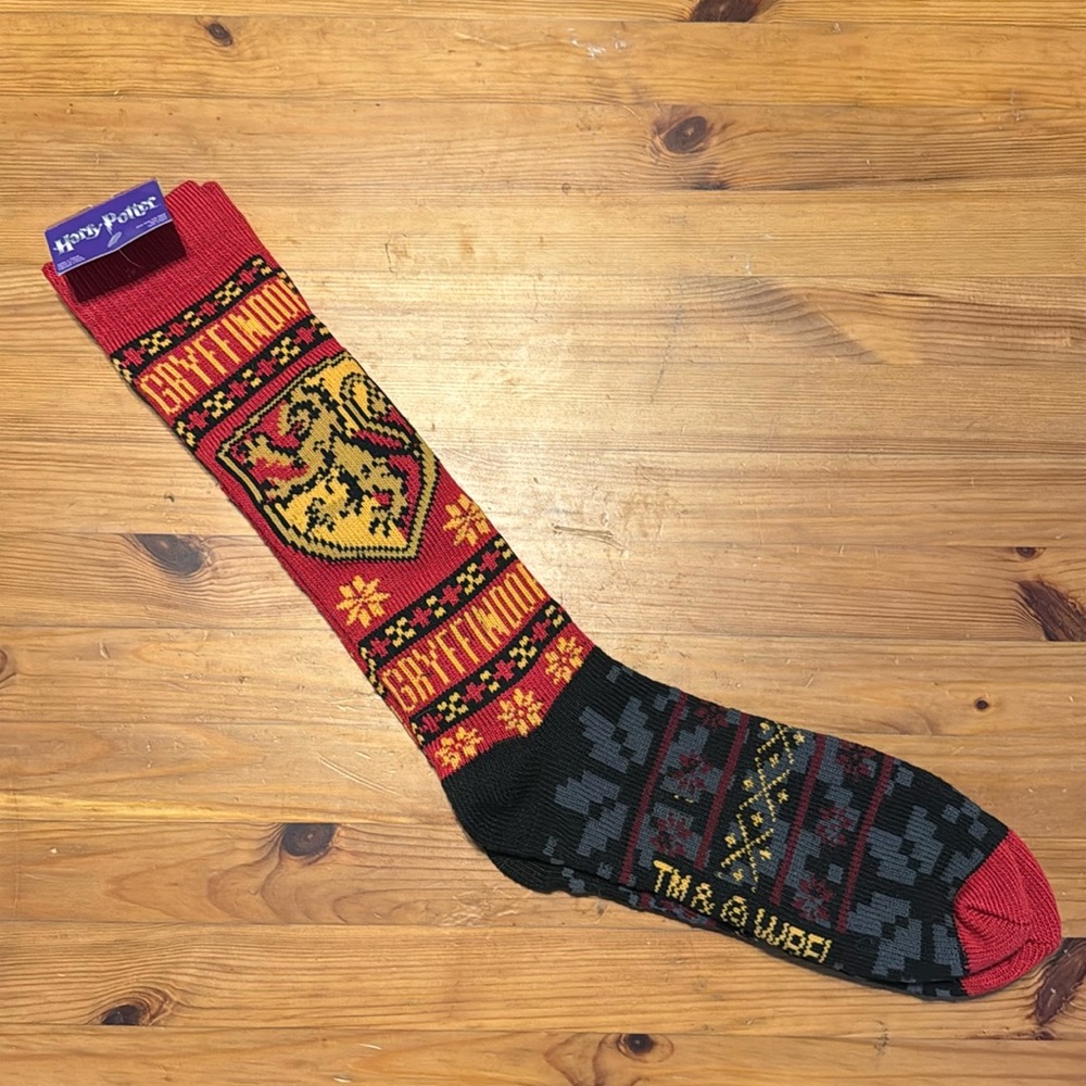 NWT Harry Potter Gryffindor Knee High Slipper Socks